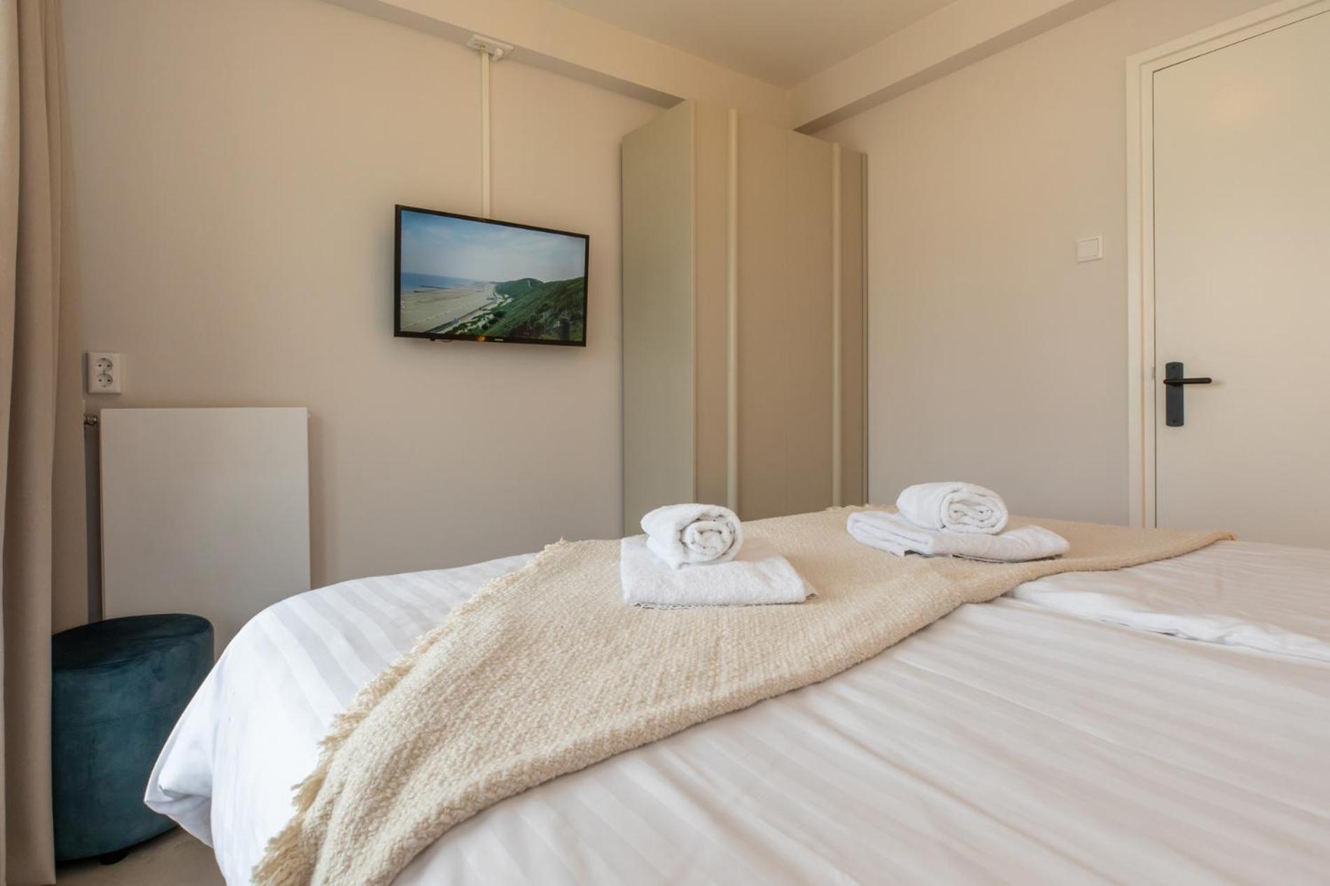 Welcome In - Appartementen Kurhaus - Nieuwstraat 1 Zoutelande, Nabij Strand, Terras, Sauna Экстерьер фото